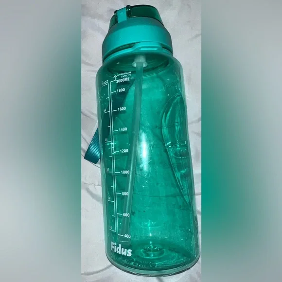 XL Water Bottle - Picture 3 of 5